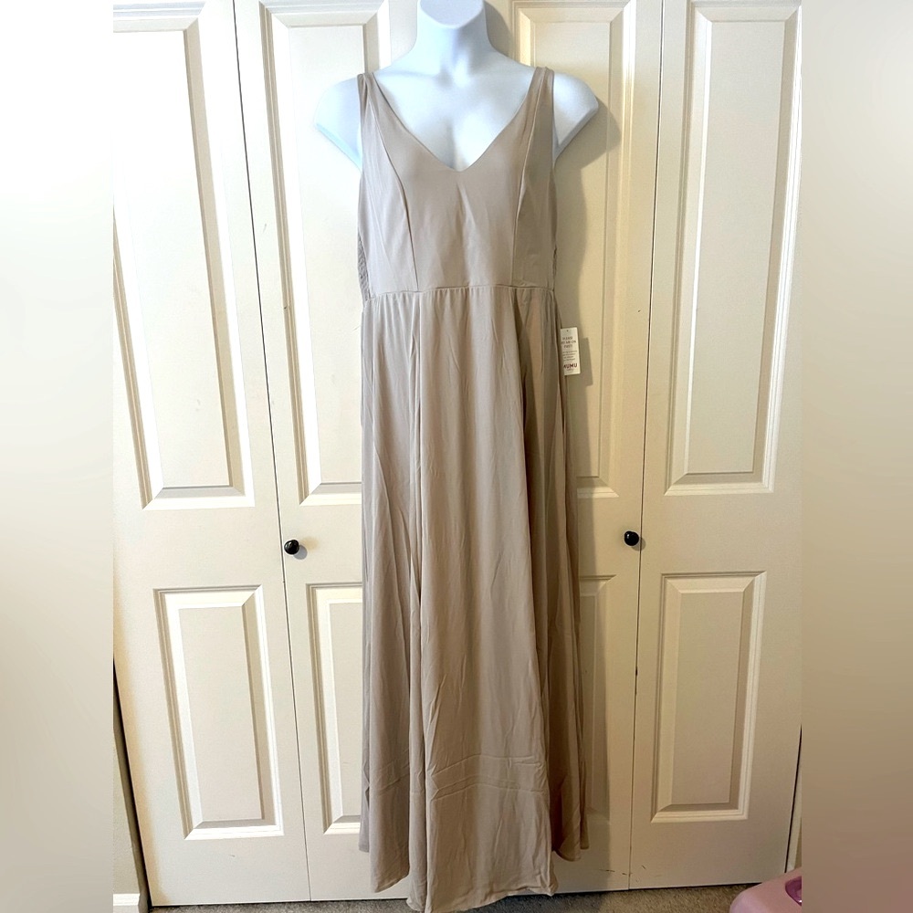 🤎✨ Show Me Your Mumu Tan Maxi Dress – Size 1XL – New With Tags ✨🤎  *cross-listed